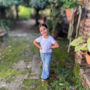 Polera cuello redondo