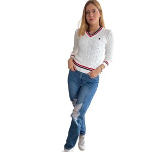 Cable Knit V-neck sweater