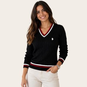 Cable Knit V-neck sweater
