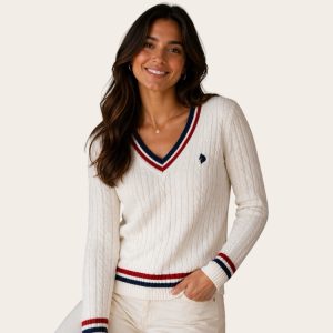 Cable Knit V-neck sweater
